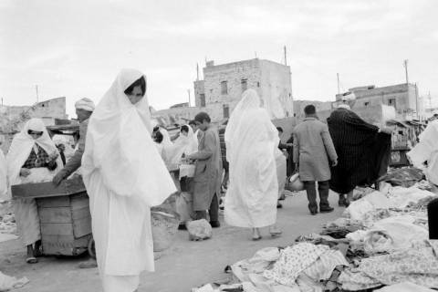 ARH NL Dierssen 1517/0015, Souk, Tunis, 1966