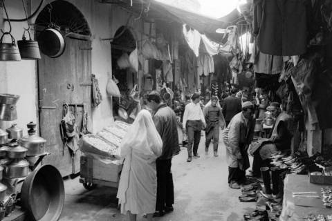 ARH NL Dierssen 1518/0010, Souk, Tunis, 1966