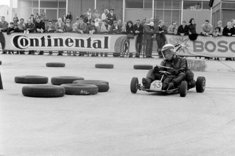 ARH NL Dierssen 1534/0007, Go-Kart-Rennen des ADAC, Langenhagen, 1966