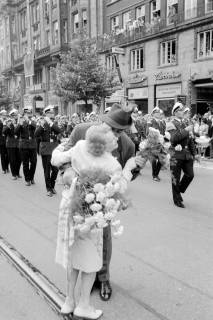 ARH NL Dierssen 1536/0026, Schützenausmarsch, Hannover, 1966