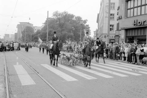 ARH NL Dierssen 1536/0027, Schützenausmarsch, Hannover, 1966