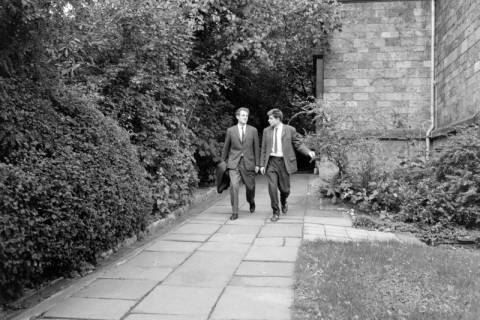 ARH NL Dierssen 1584/0004, Martin Bonhoeffer und Professor Hans Thiersch, Göttingen, 1967