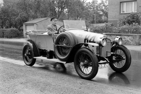 ARH NL Dierssen 1586/0006, Oldtimer, Lemgo, zwischen 1967/1968