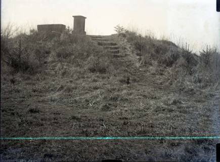 ARH NL Kageler 925, Holle-Denkmal auf dem Suerser Berg, Gehrden, ohne Datum