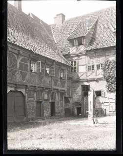 ARH NL Kageler 1097, Innenhof des Ahldener Schlosses, Ahlden, ohne Datum