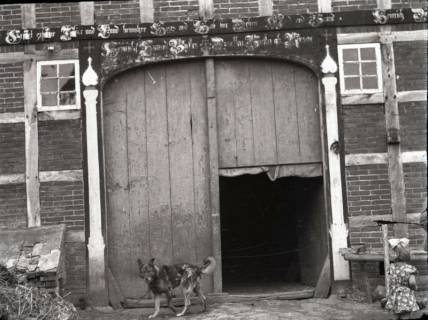 ARH NL Kageler 2105, Säulengeschmücktes Bauernhaustor, Godshorn, 1940