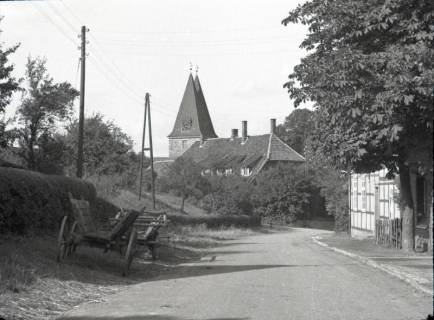 ARH NL Kageler 2149, Blick auf die St. Thomas Kirche, Hohenbostel, 1940