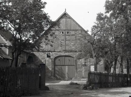 ARH NL Kageler 2284, Niedersächsisches Bauernhaus mit Giebalpfahl, Göxe, 1940