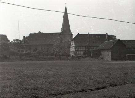 ARH NL Kageler 2555, Dorfansicht mit St.-Marien-Kirche, Grasdorf, 1940