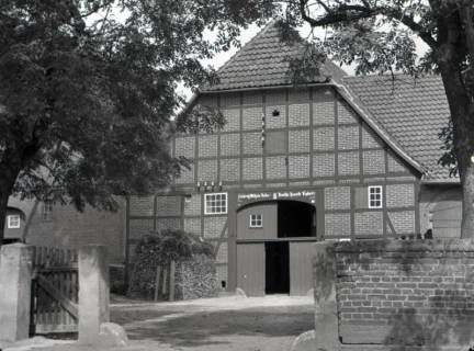 ARH NL Kageler 2734, Niedersächsisches Bauernhaus mit Anbauten (Mittelstraße 5), Ostermunzel, 1940