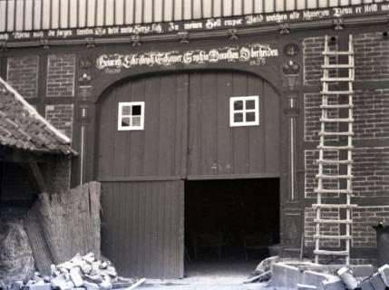 ARH NL Kageler 2793, Säulengeschmücktes Bauernhaustor, Eckerde, 1940