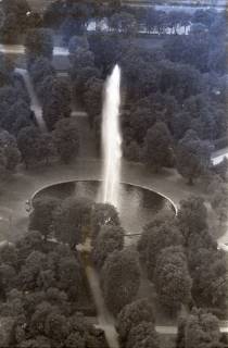 ARH NL Koberg 11581, Große Fontäne im Großen Garten der Herrenhäuser Gärten, Herrenhausen, 1964