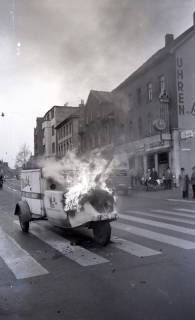 ARH NL Koberg 11637, Brennendes Auto, Hannover, 1962