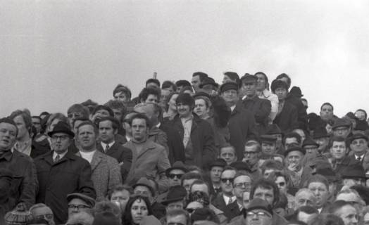 ARH NL Koberg 11758, Fußballspiel im Niedersachsenstadion, Hannover, 1971