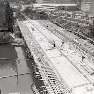 ARH NL Koberg 11799, Baustelle des Westschnellweges über die Leine, Hannover, 1962