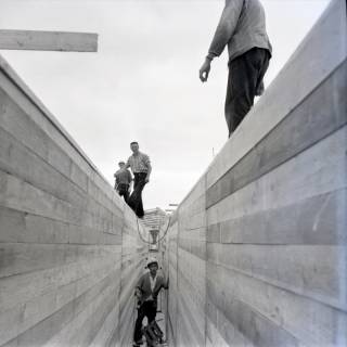 ARH NL Koberg 11801, Baustelle des Westschnellweges über die Leine, Hannover, 1962