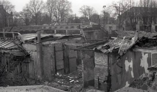ARH NL Koberg 11832, Zerstörtes Schloss Herrenhausen, Hannover, 1945