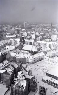 ARH NL Koberg 11851, Blick von der Marktkirche auf die schneebedeckte Innenstadt, Hannover, 1964