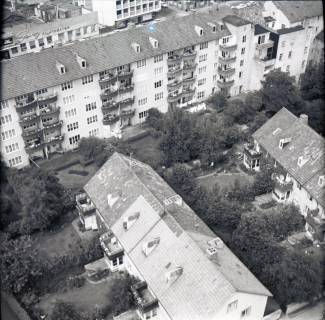 ARH NL Koberg 2482, Blick von der Kreuzkirche auf Wohngebiet, Hannover, 1962