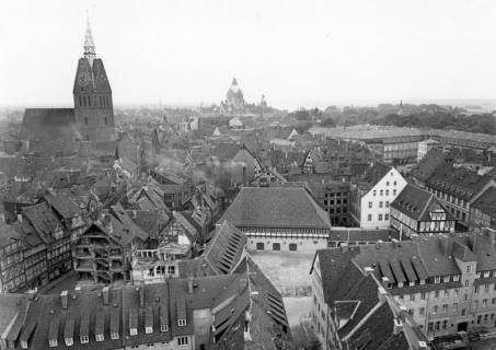 ARH NL Koberg 3020, Erneuerung des Ballhofs, Blick von der Kreuzkirche, Hannover, ohne Datum