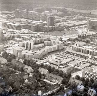 ARH NL Koberg 3875, Medizinische Hochschule und Wohngebiet Roderbruch, Hannover, 1974
