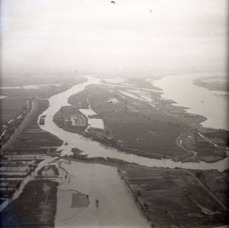 ARH NL Koberg 3920, Hochwasser der Weser, bei Brake (Unterweser), 1962