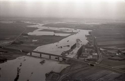 ARH NL Koberg 3941, Hochwasser der Leine, Neustadt a. Rbge., 1962