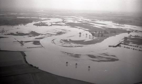 ARH NL Koberg 4345, Hochwasser der Leine, zwischen Helstorf und Schwarmstedt, 1960