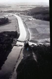 ARH NL Koberg 4457, Ausbau und Wasserregelung im Gebiet der Großen Aue, zwischen Bahrenburg und Bad Holzhausen, 1960