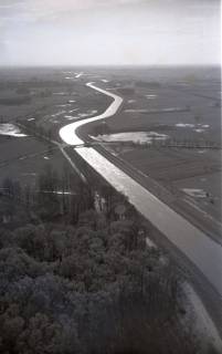 ARH NL Koberg 4497, Ausbau und Wasserregelung im Gebiet der Großen Aue, zwischen Bahrenburg und Bad Holzhausen, 1960