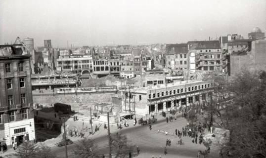 ARH NL Koberg 5797, Zerstörtes Hannover im Bereich Kröpke, Hannover, 1948