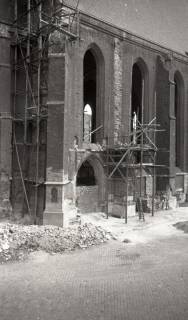 ARH NL Koberg 5821, Arbeiten an der zerstörten Marktkirche, Hannover, 1947