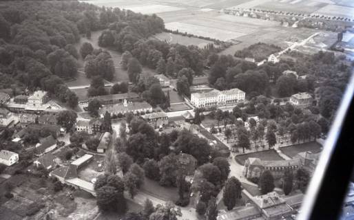 ARH NL Koberg 5988, Kurpark und Kurhaus, Bad Nenndorf, 1958