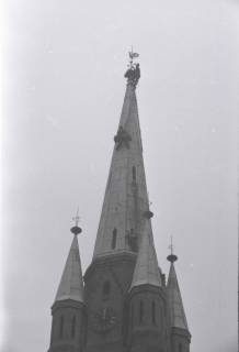 ARH NL Koberg 871, Reparatur der Apostelkirche am Welfenplatz, Hannover, 1952