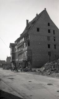 ARH NL Koberg 9183, Zerstörte Wohnhäuser in der Altstadt, Hannover, 1946