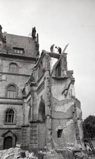 ARH NL Koberg 9375, Endgültiger Abriss des zerstörten Bauamtshauses am Rathaus (auch "Beamtenlaufbahn" genannt), Hannover, 1953