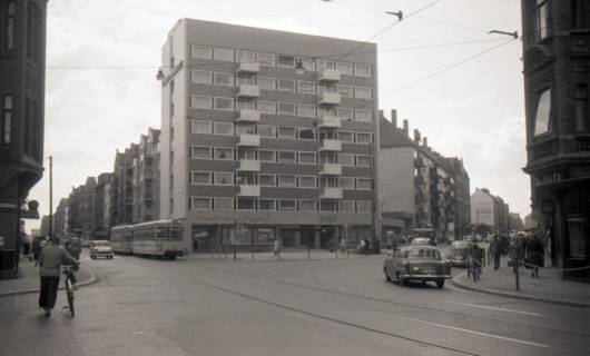 ARH NL Koberg 9781, Sparkasse, Post und Wohnhäuser, Kötnerholzweg Ecke Limmerstraße, Hannover, zwischen 1960/1963