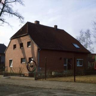ARH NL Machinowski 49, Wohnhaus, Katensen, 1981