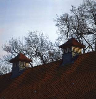 ARH NL Machinowski 56, Detailaufnahme eines Daches, Katensen, 1981