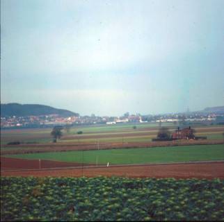 ARH NL Machinowski 191, Blick in einen Ort von Gehrden aus, 1983