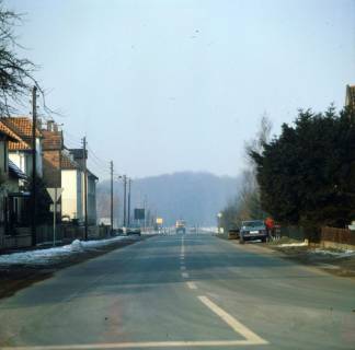 ARH NL Machinowski 212, Blick in Richtung Ortsausgang, Leveste, 1981