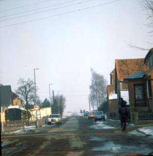 ARH NL Machinowski 246, Blick in Richtung Ortsausgang, Leveste, 1981
