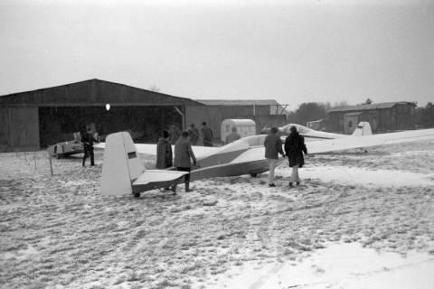 ARH NL Mellin 01-004/0017, Segelfluggelände Großes Moor des Luftsportverein Burgdorf, nach 1969