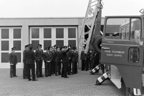 ARH NL Mellin 01-020/0006, Übergabe neue Drehleiter DLK 23/12 an die Feuerwehr Lehrte, 1970