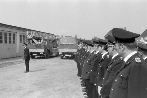 ARH NL Mellin 01-023/0020, Übergabe neue Drehleiter DLK 23/12 an die Feuerwehr Lehrte, 1970