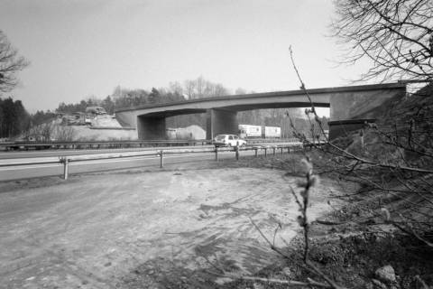 ARH NL Mellin 01-135/0009, Abriss des Überführungsbauwerks der K 122 (Kolshorn-Ahlten) über die Autobahn A2, Lehrte, um 1990