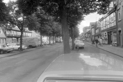 ARH NL Mellin 01-153/0012, Blick die Straße "Blumlage" entlang, Celle, nach 1984