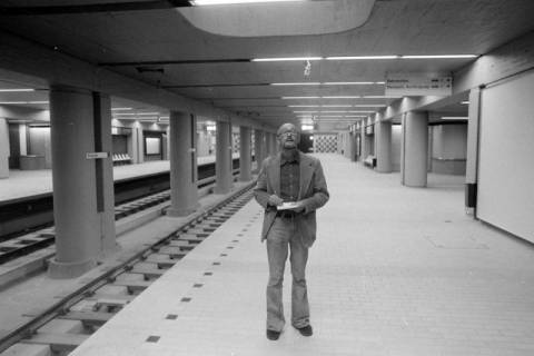 ARH NL Mellin 01-181/0012, U-Bahn-Station Kröpcke, Hannover, wohl 1975