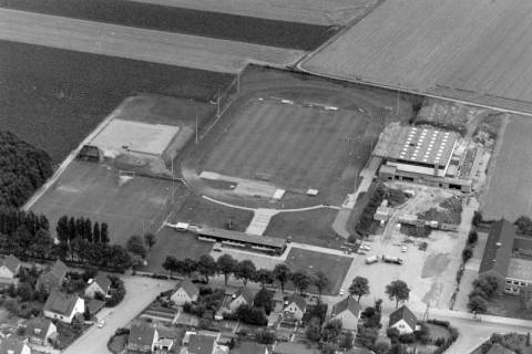 ARH NL Mellin 02-007/0008, Sportplatz, ohne Datum