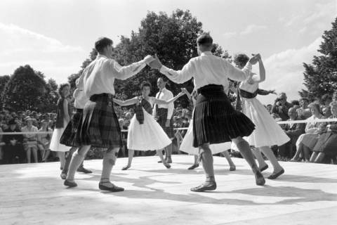 ARH NL Mellin 02-029/0021, Schottischer Tanz (Highland Dancing), ohne Datum